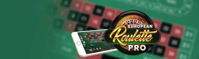 Dealer profesional bos989 melayani pemain di meja Dragon Tiger dengan kamera HD